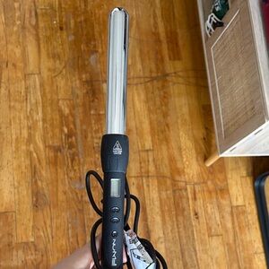 Silver and Black Curling Wand